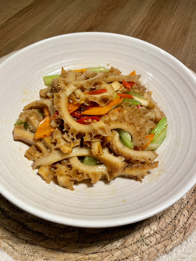 Stir-Fried Braised Beef Tripe (Hot & Fragrant)